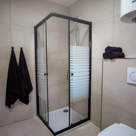 Prena Monteurzimmer *